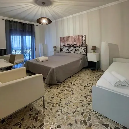 Casa Di Nenna Bed & Breakfast Vallo della Lucania